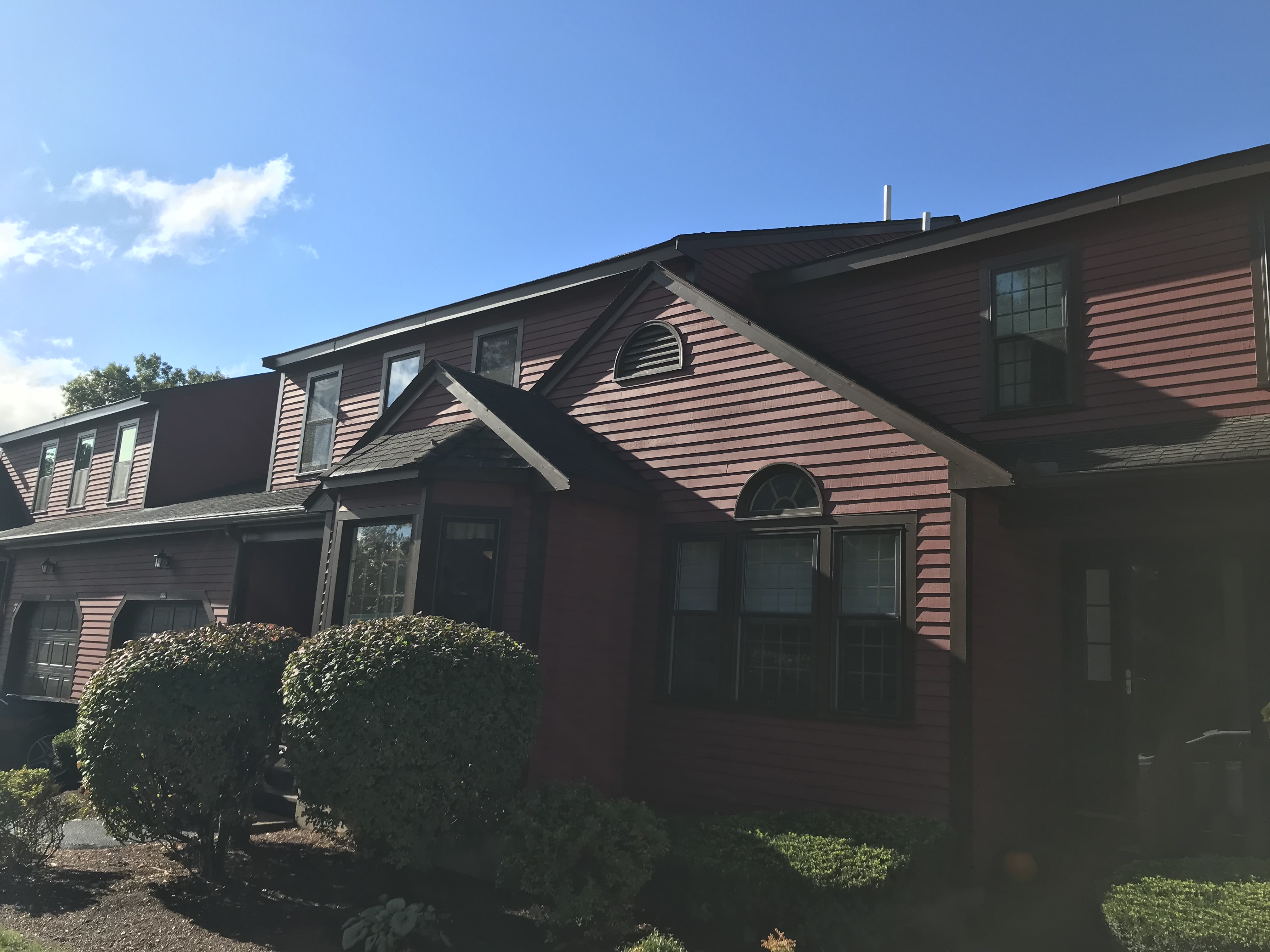 Hawthorne Village Condominiums